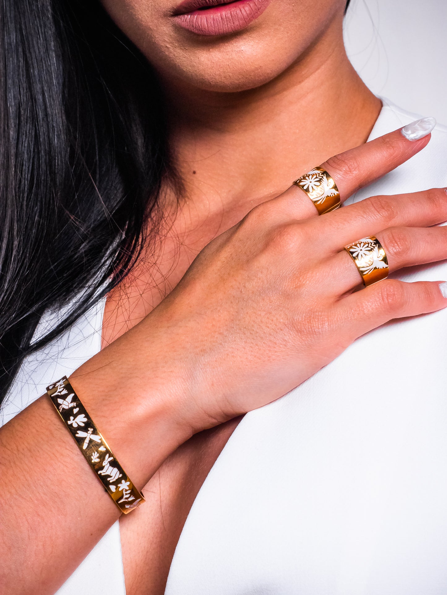 White Maka bracelet